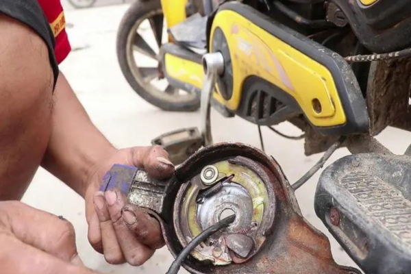 青浦区电动车刹车故障